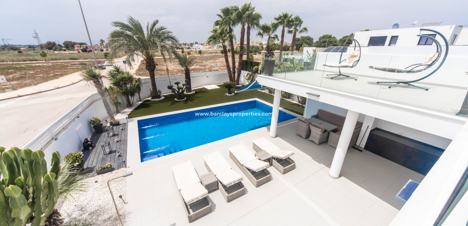 Wederverkoop - Vrijstaande Villa - Urb. La Marina