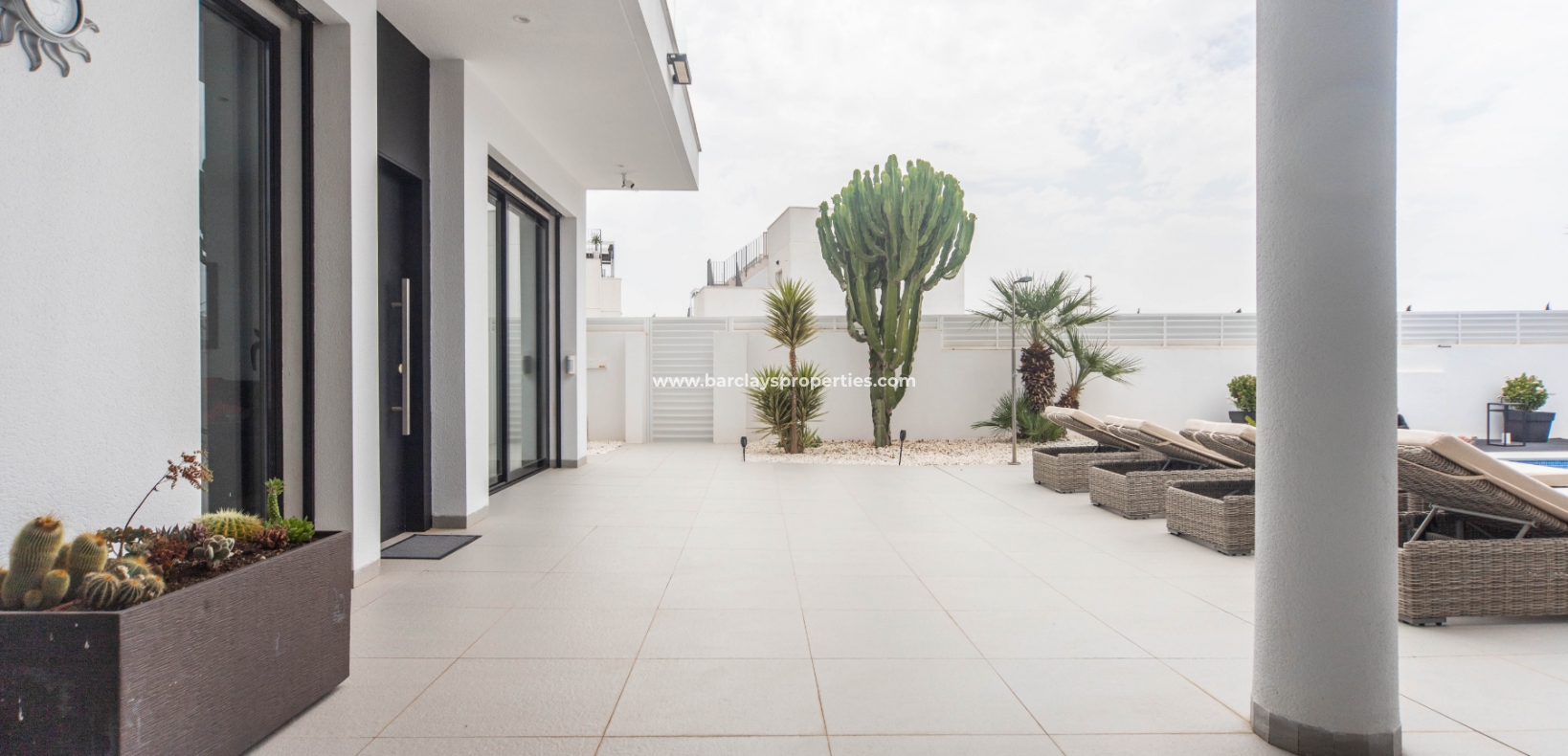 Wederverkoop - Vrijstaande Villa - Urb. La Marina