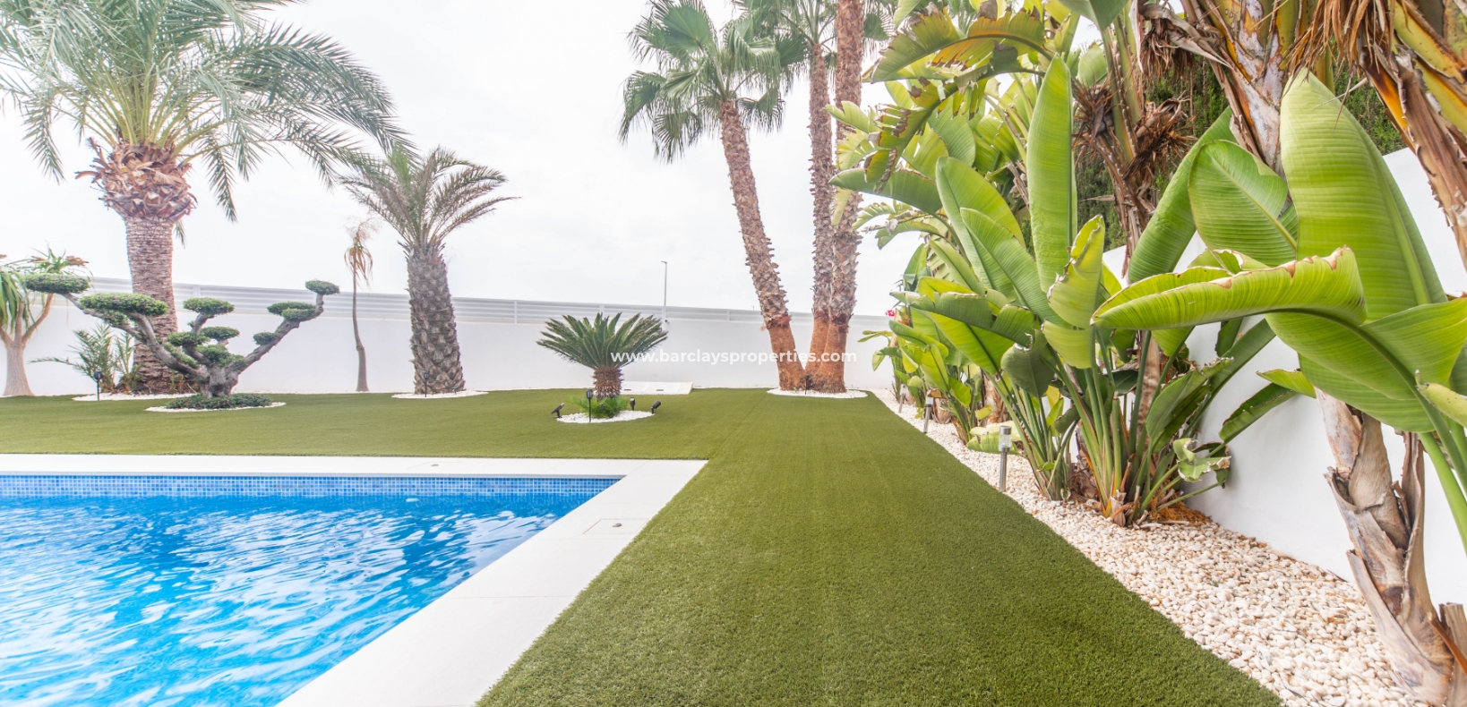 Wederverkoop - Vrijstaande Villa - Urb. La Marina