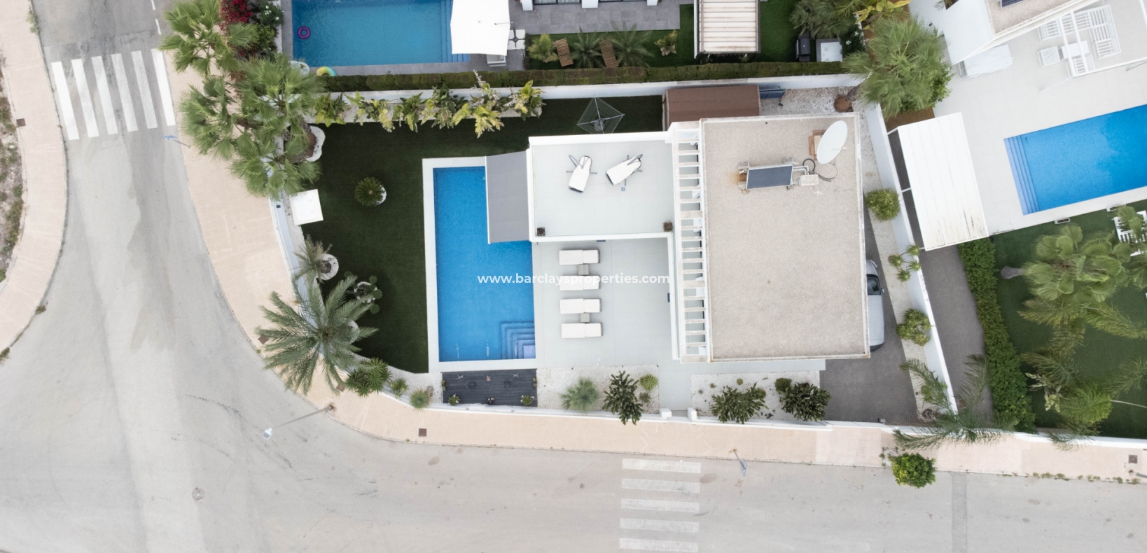 Wederverkoop - Vrijstaande Villa - Urb. La Marina