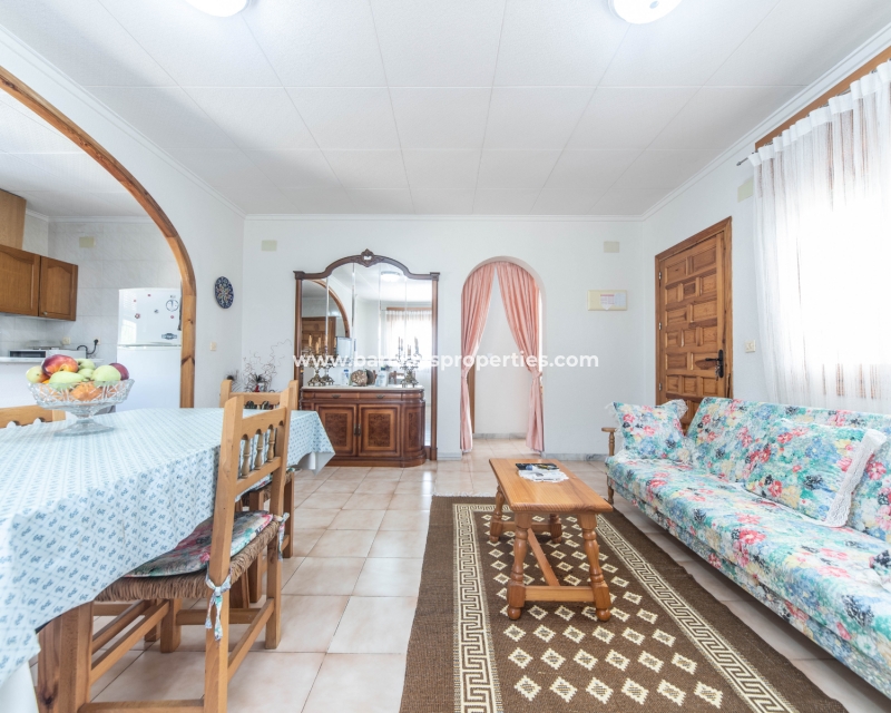 Wederverkoop - Vrijstaande Villa - Urb. La Marina