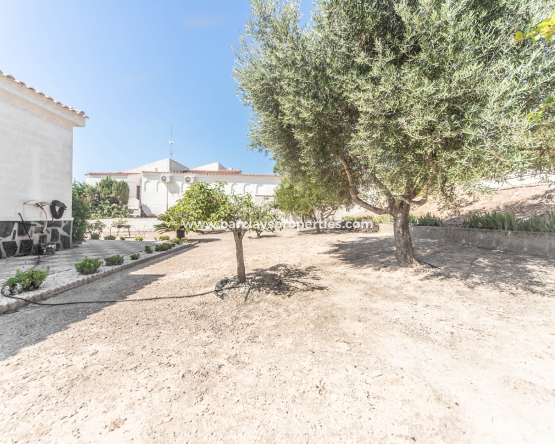 Wederverkoop - Vrijstaande Villa - Urb. La Marina