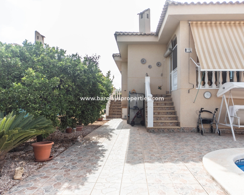 Wederverkoop - Vrijstaande Villa - Urb. La Marina