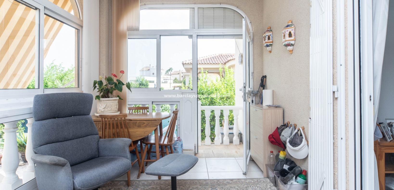 Wederverkoop - Vrijstaande Villa - Urb. La Marina