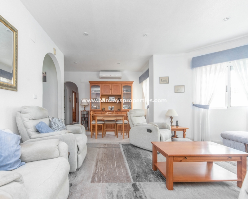 Wederverkoop - Vrijstaande Villa - Urb. La Marina