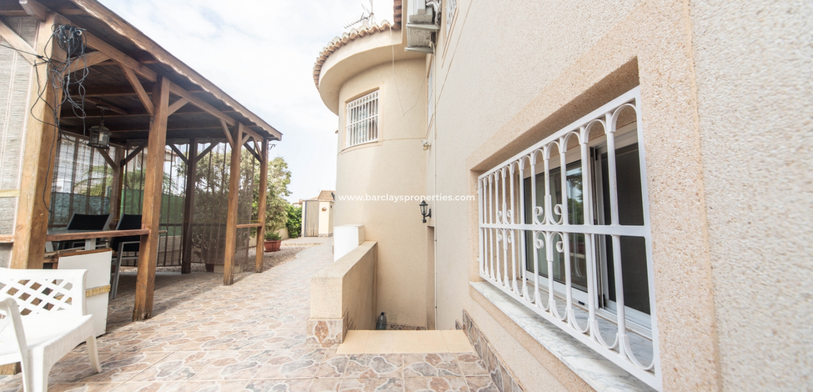 Wederverkoop - Vrijstaande Villa - Urb. La Marina