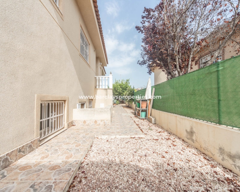 Wederverkoop - Vrijstaande Villa - Urb. La Marina