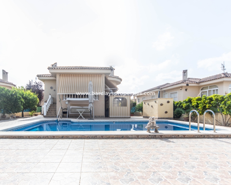 Wederverkoop - Vrijstaande Villa - Urb. La Marina