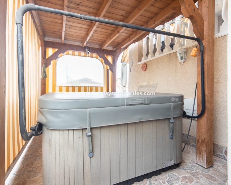 Wederverkoop - Vrijstaande Villa - Urb. La Marina