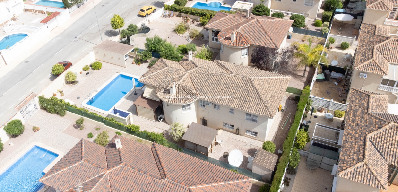 Wederverkoop - Vrijstaande Villa - Urb. La Marina