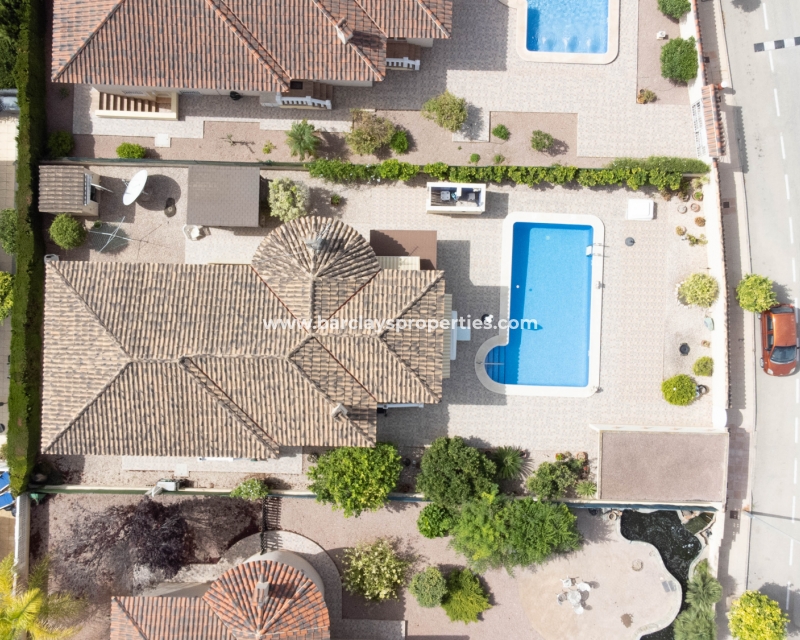 Wederverkoop - Vrijstaande Villa - Urb. La Marina