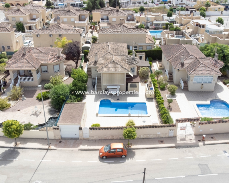 Wederverkoop - Vrijstaande Villa - Urb. La Marina