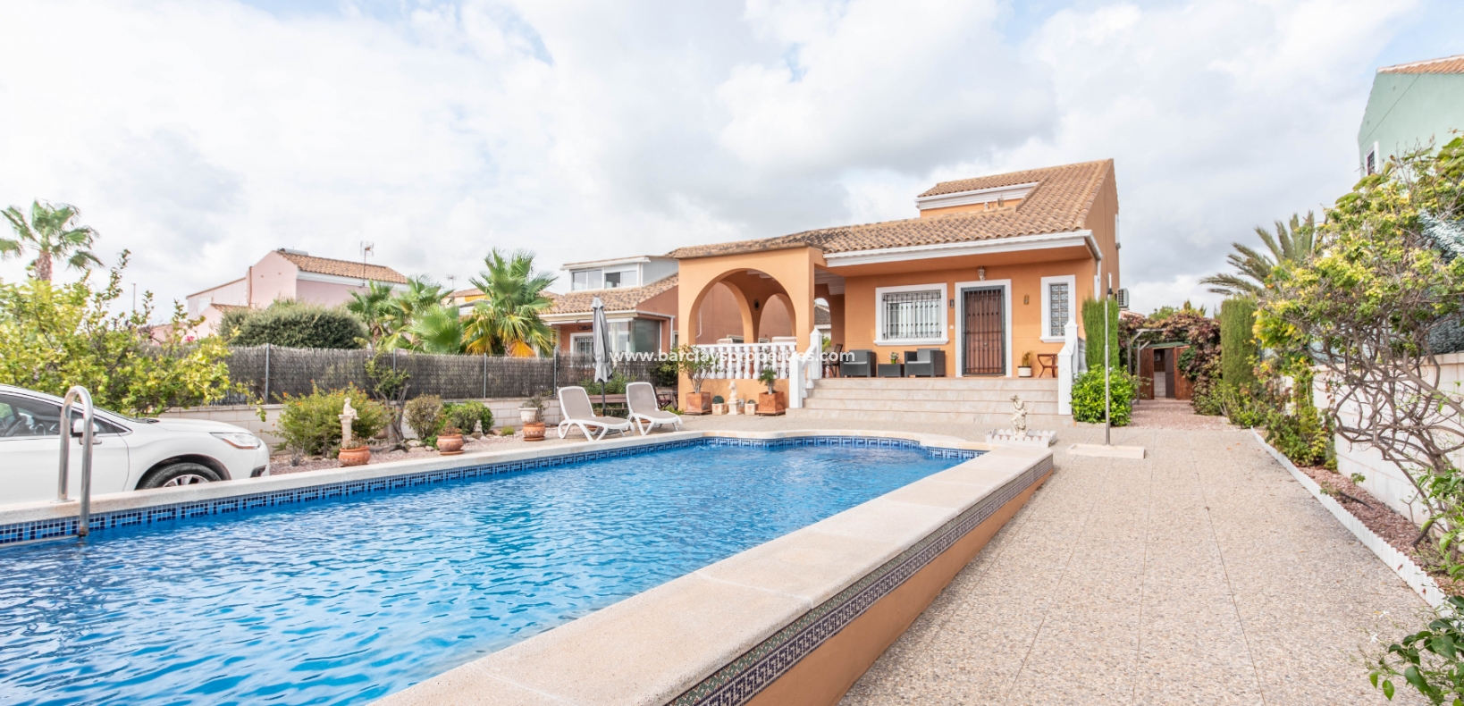 Wederverkoop - Vrijstaande Villa - Urb. La Marina