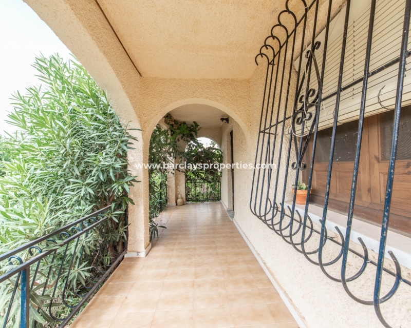 Wederverkoop - Vrijstaande Villa - Urb. La Marina