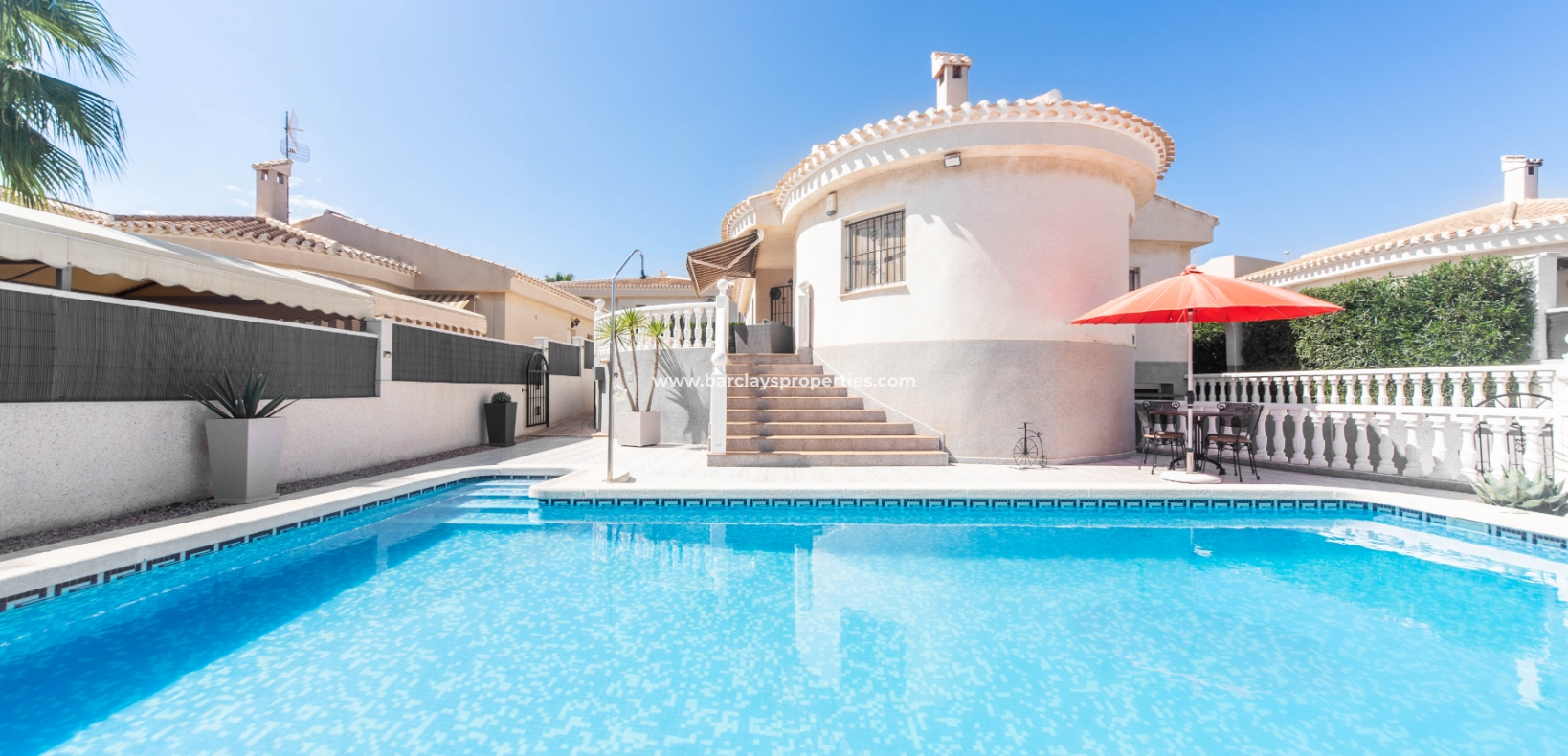 Wederverkoop - Vrijstaande Villa - Urb. La Marina