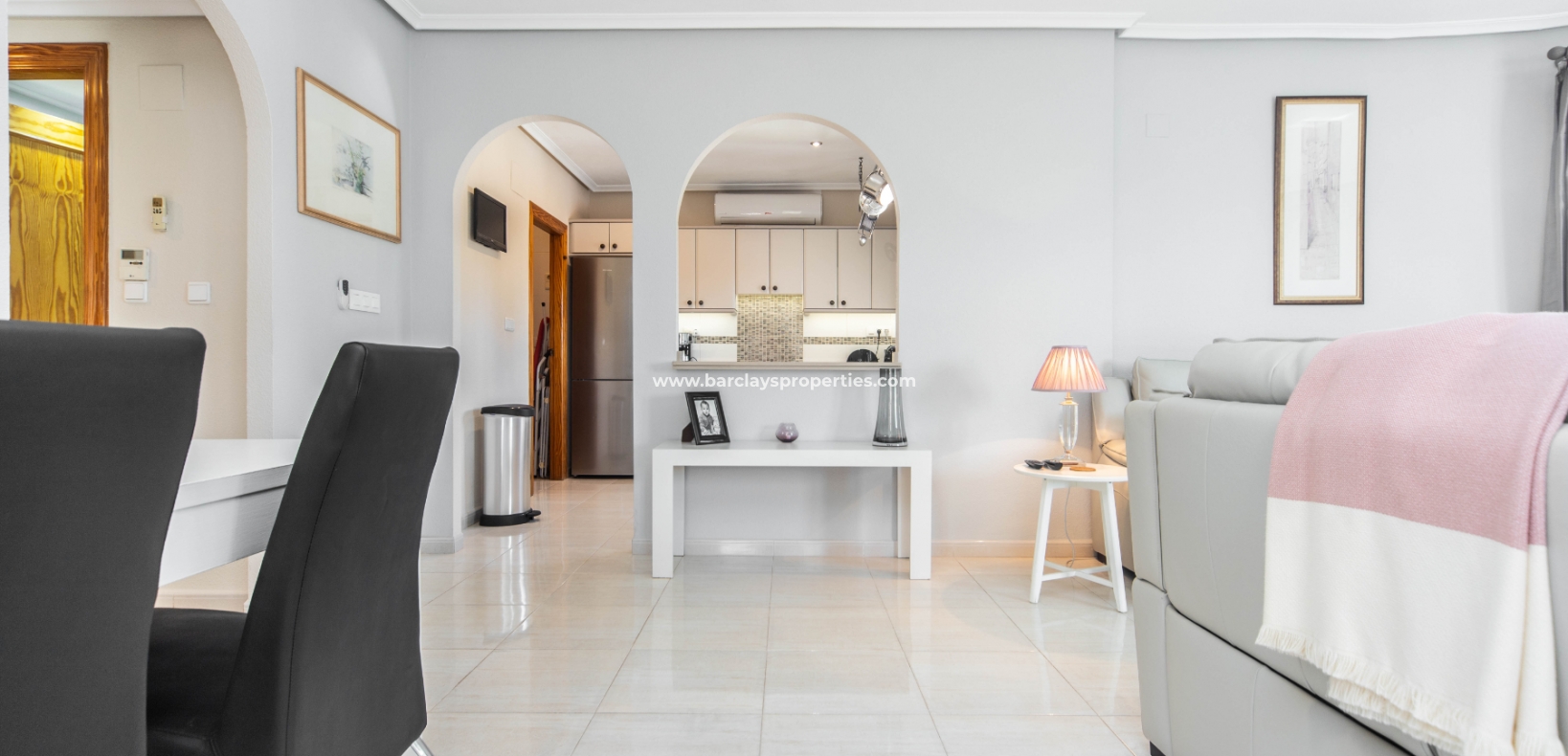 Wederverkoop - Vrijstaande Villa - Urb. La Marina