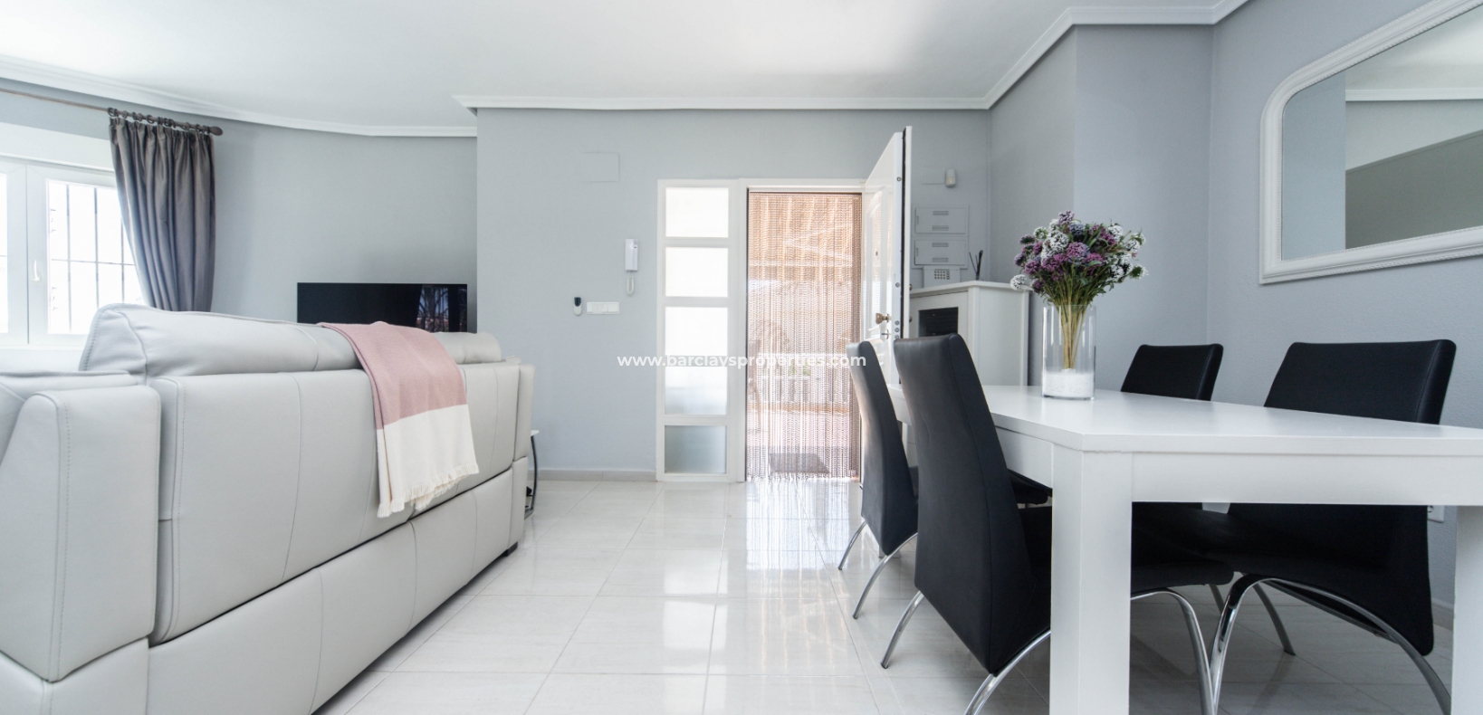 Wederverkoop - Vrijstaande Villa - Urb. La Marina