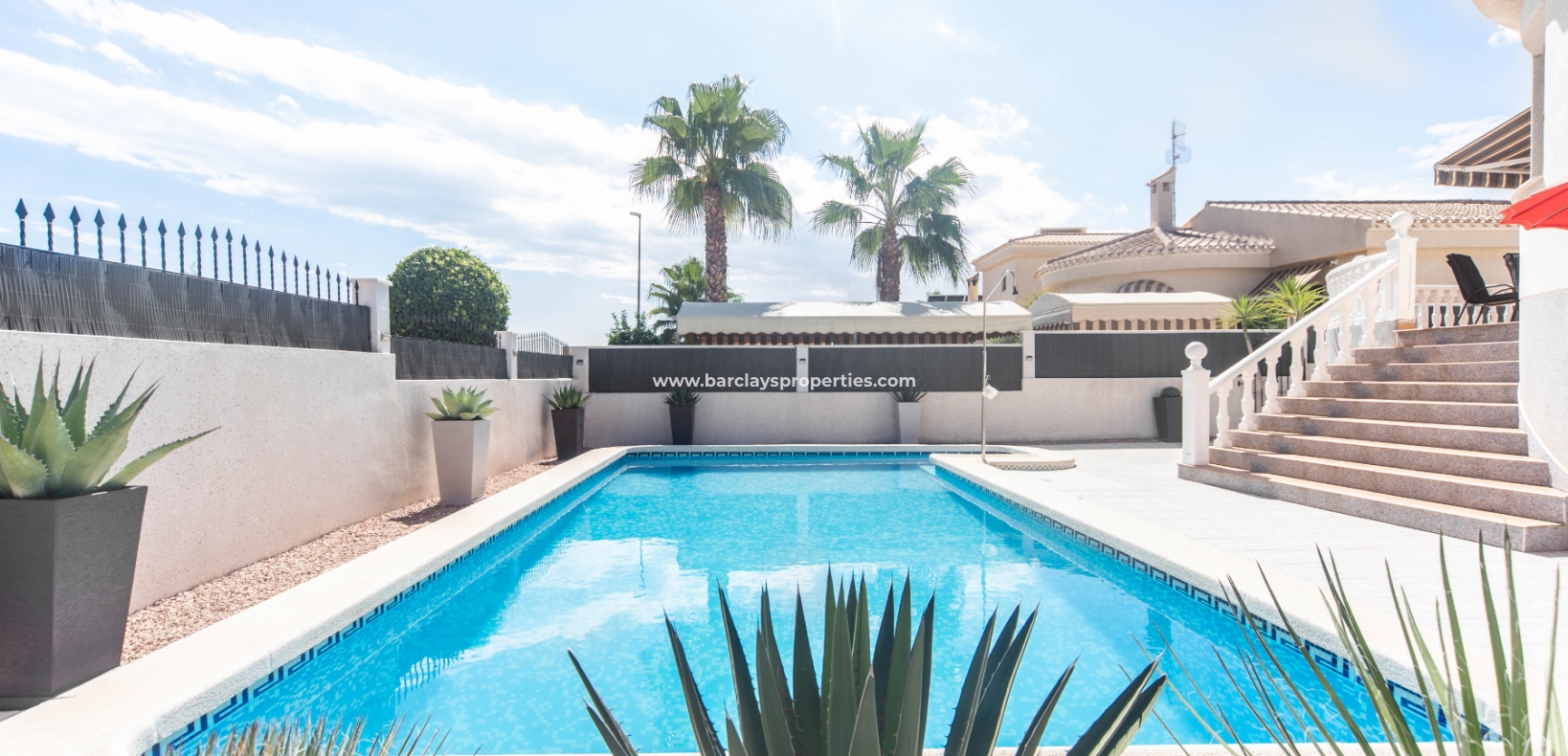 Wederverkoop - Vrijstaande Villa - Urb. La Marina