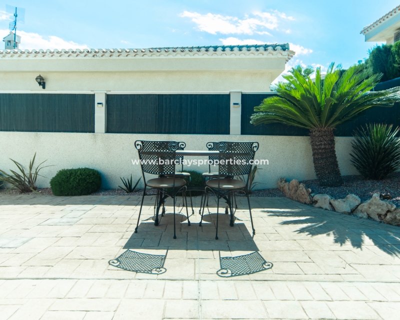 Wederverkoop - Vrijstaande Villa - Urb. La Marina