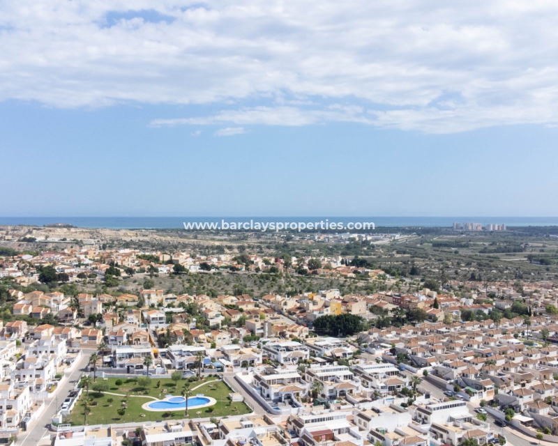 Wederverkoop - Vrijstaande Villa - Urb. La Marina