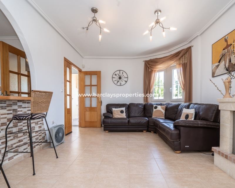 Wederverkoop - Vrijstaande Villa - Urb. La Marina