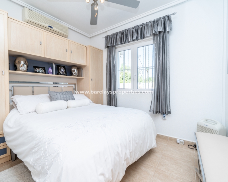 Wederverkoop - Vrijstaande Villa - Urb. La Marina