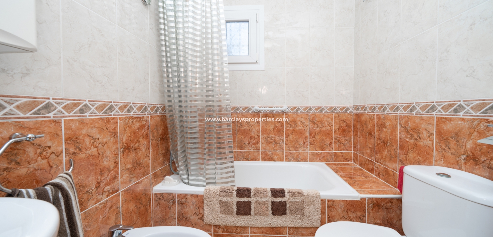 Wederverkoop - Vrijstaande Villa - Urb. La Marina