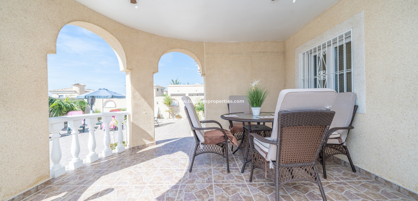 Wederverkoop - Vrijstaande Villa - Urb. La Marina