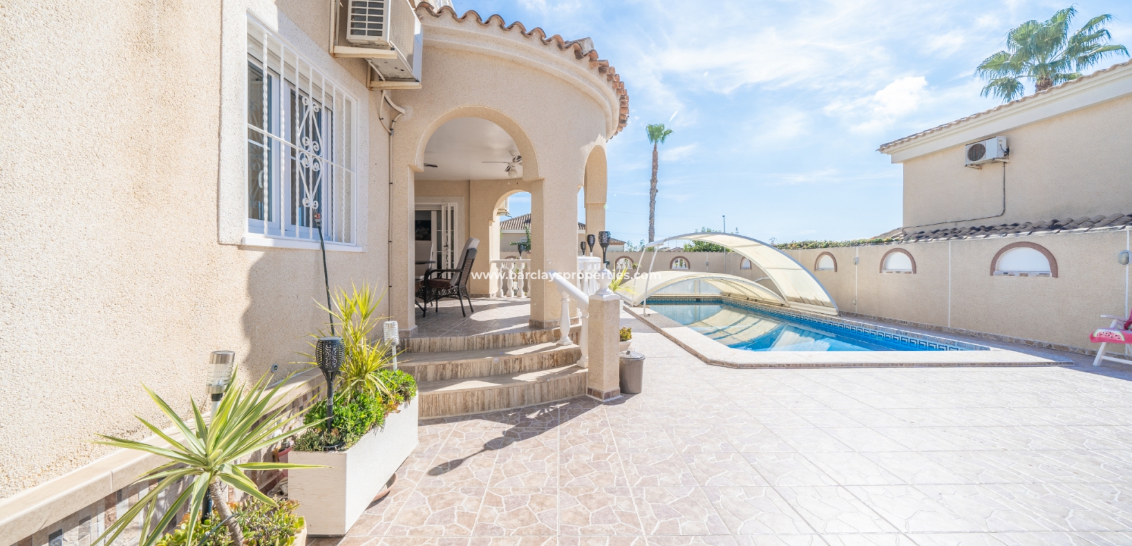 Wederverkoop - Vrijstaande Villa - Urb. La Marina