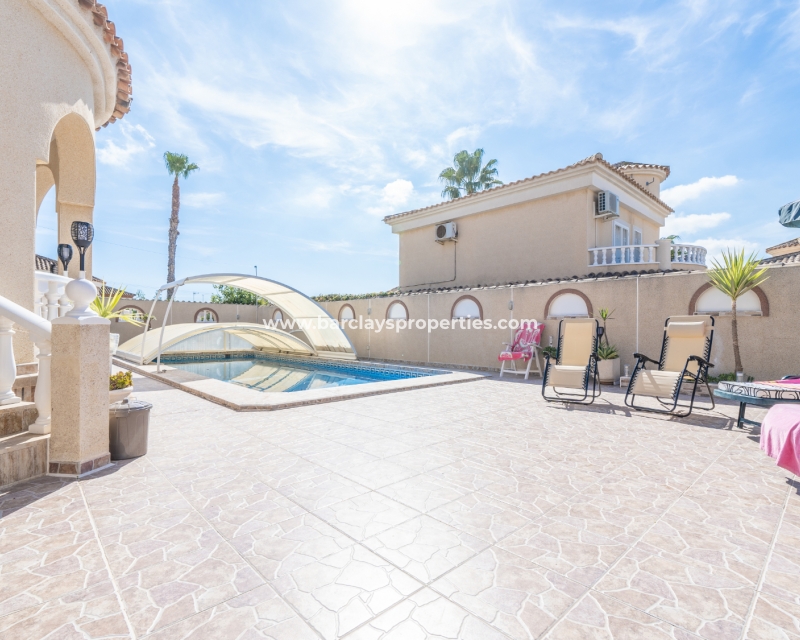 Wederverkoop - Vrijstaande Villa - Urb. La Marina