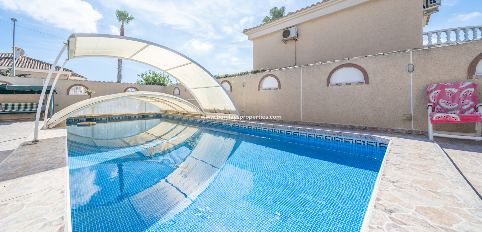 Wederverkoop - Vrijstaande Villa - Urb. La Marina