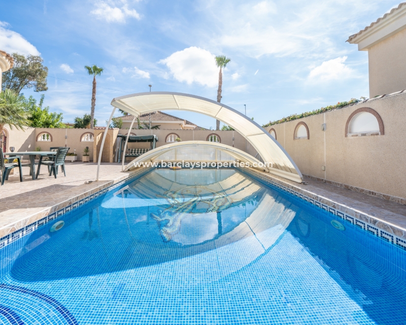 Wederverkoop - Vrijstaande Villa - Urb. La Marina