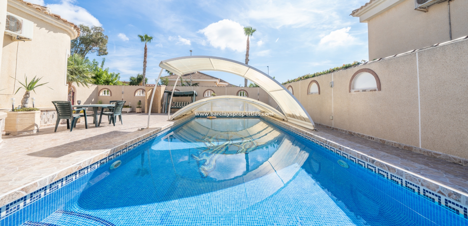 Wederverkoop - Vrijstaande Villa - Urb. La Marina