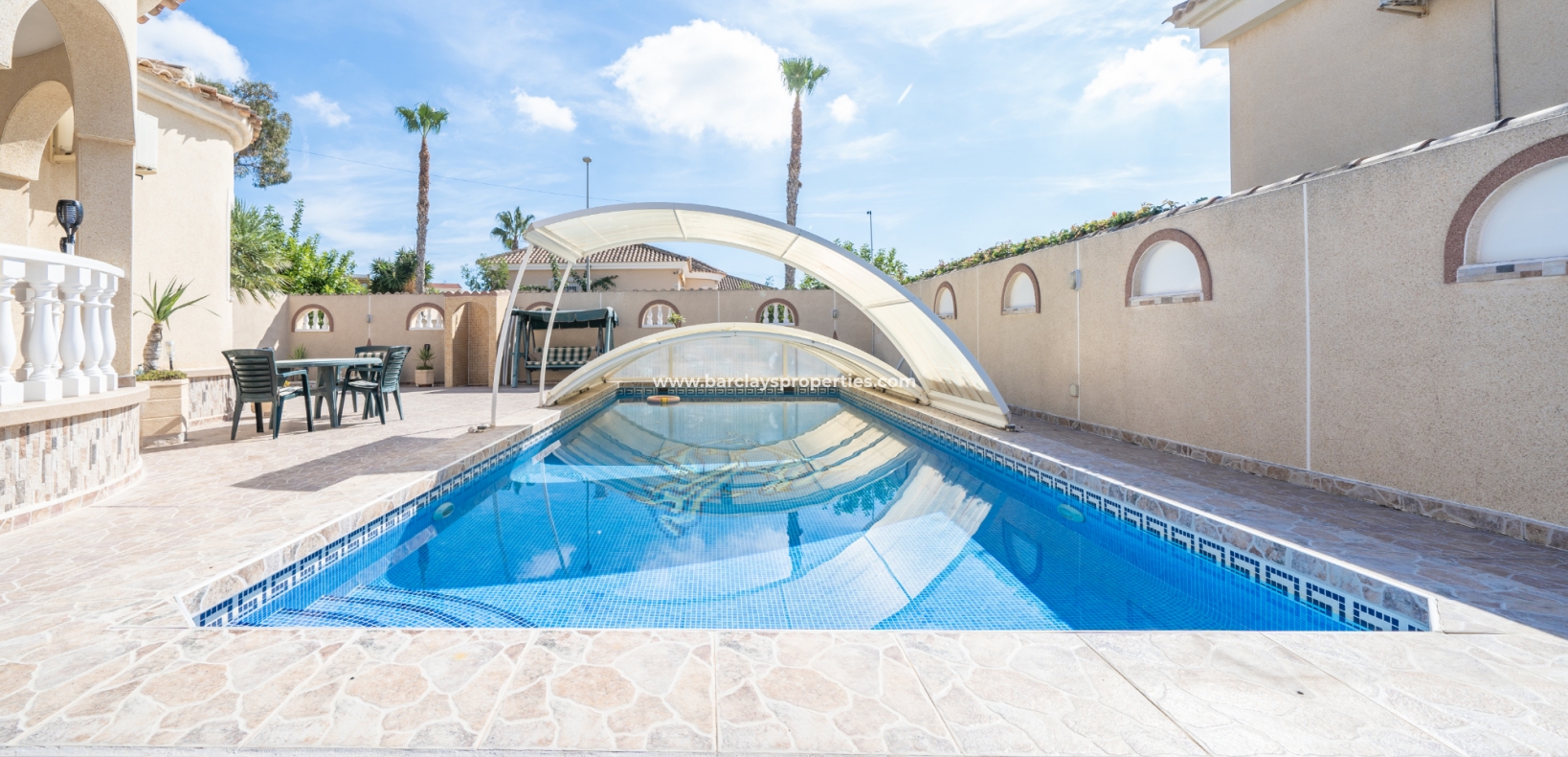 Wederverkoop - Vrijstaande Villa - Urb. La Marina