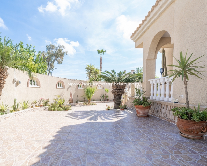 Wederverkoop - Vrijstaande Villa - Urb. La Marina