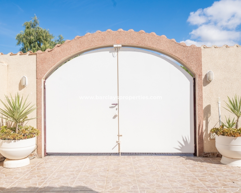 Wederverkoop - Vrijstaande Villa - Urb. La Marina