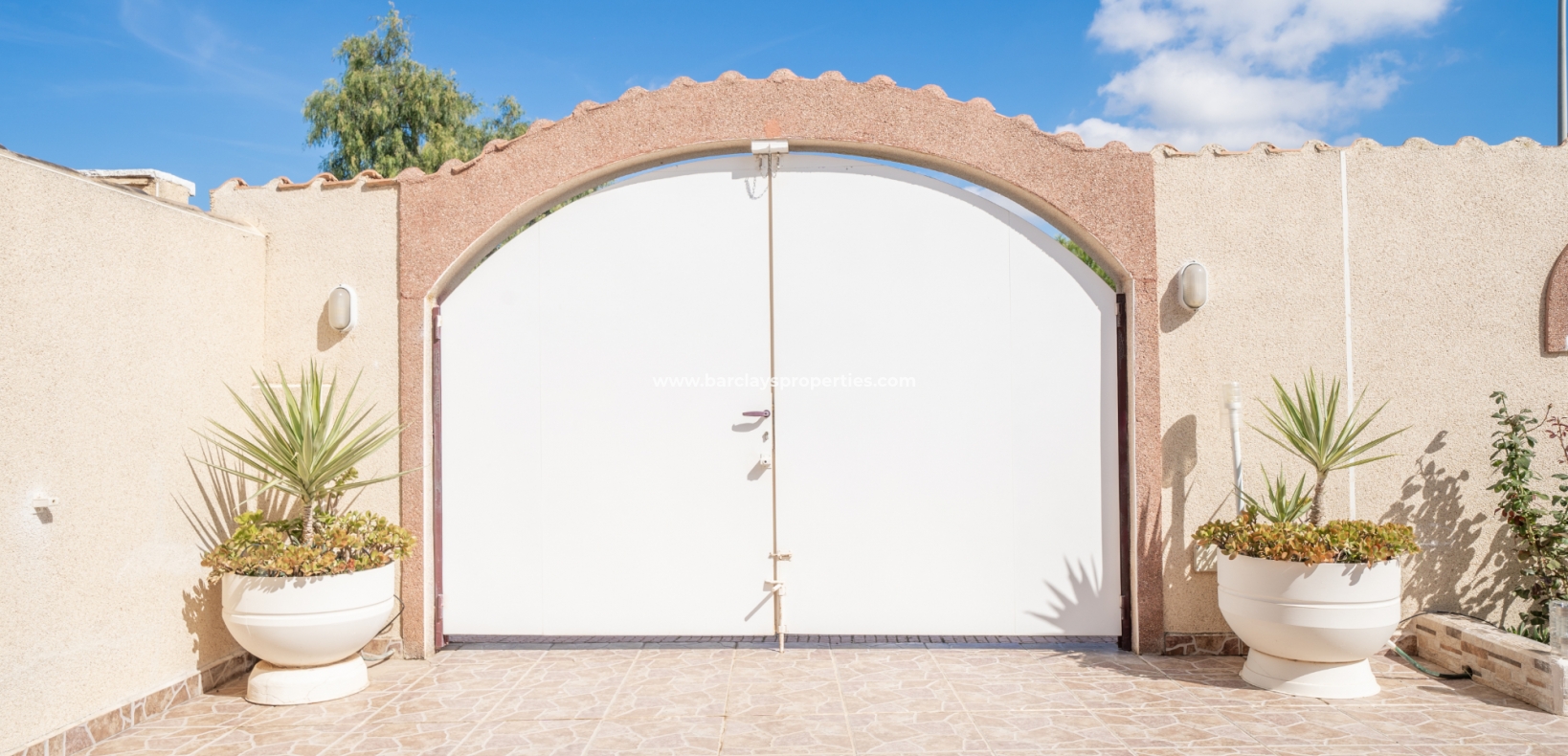 Wederverkoop - Vrijstaande Villa - Urb. La Marina