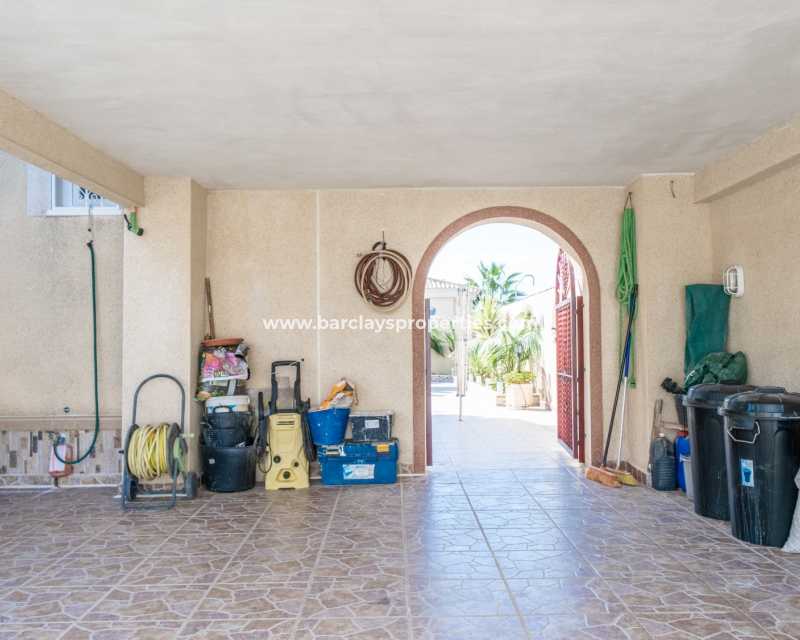 Wederverkoop - Vrijstaande Villa - Urb. La Marina