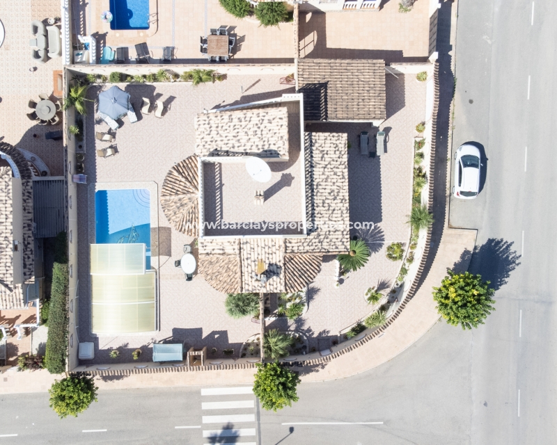 Wederverkoop - Vrijstaande Villa - Urb. La Marina