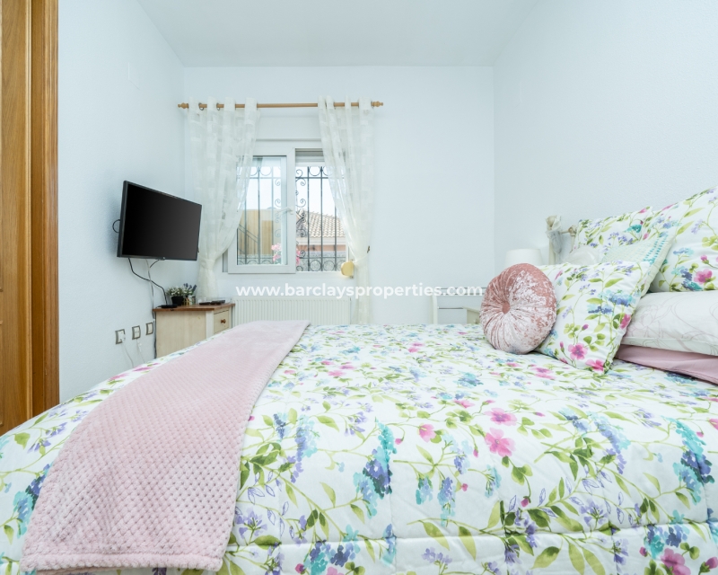 Wederverkoop - Vrijstaande Villa - Urb. La Marina