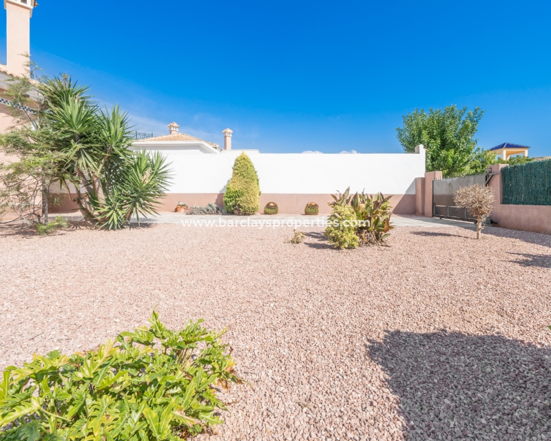 Wederverkoop - Vrijstaande Villa - Urb. La Marina