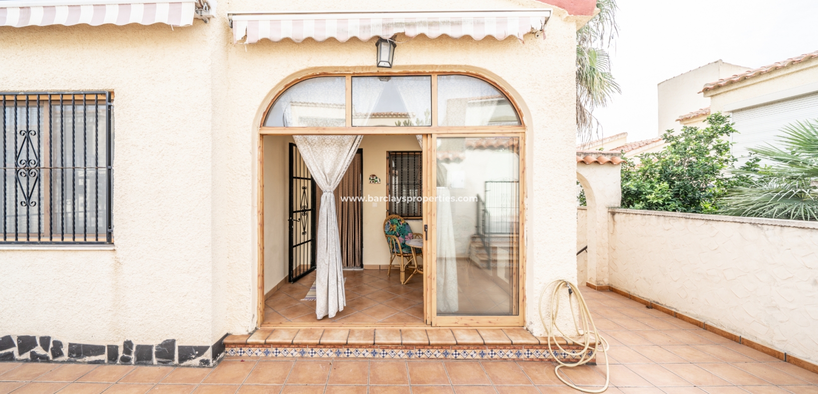 Wederverkoop - Vrijstaande Villa - Urb. La Marina