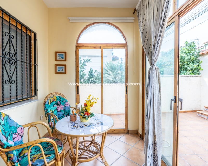 Wederverkoop - Vrijstaande Villa - Urb. La Marina