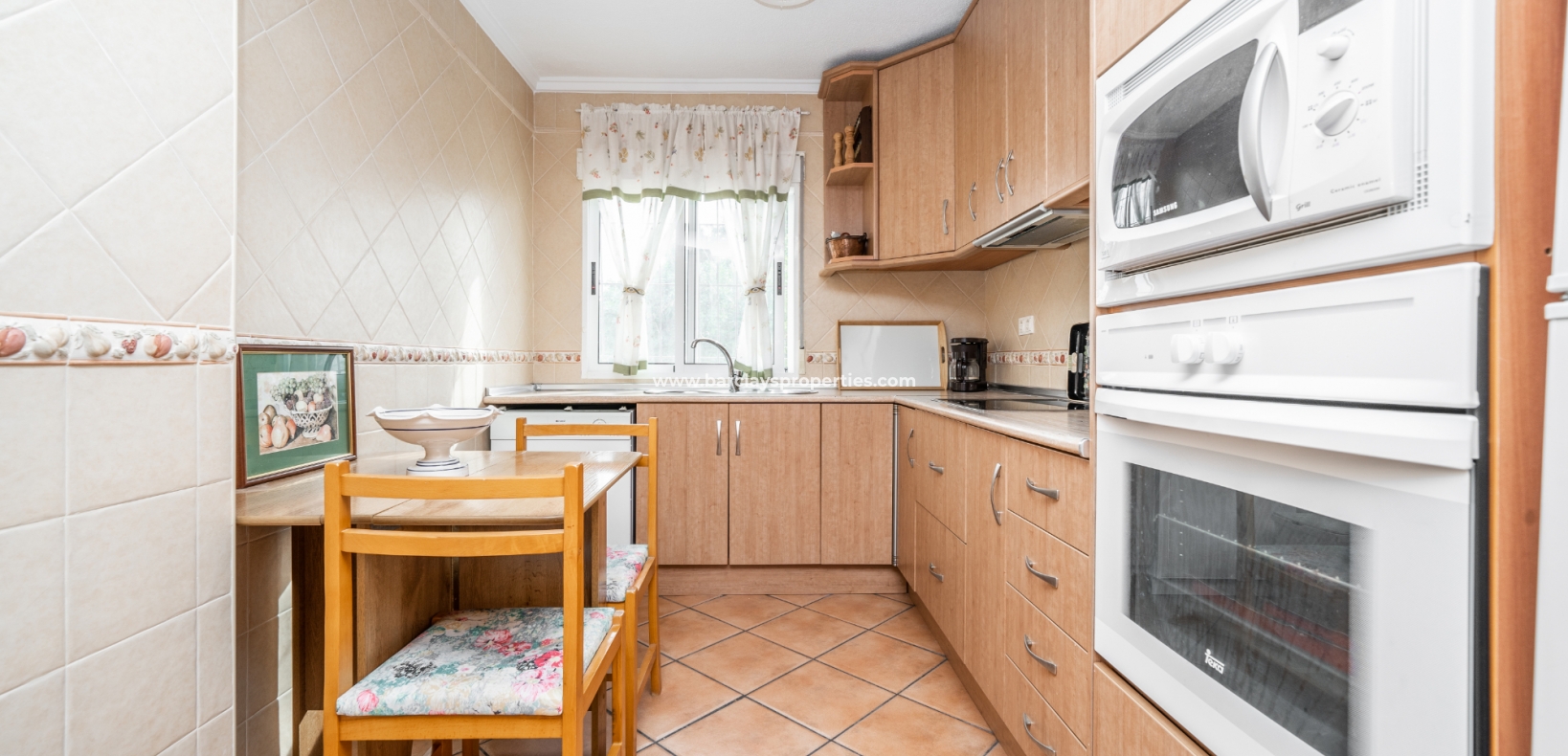 Wederverkoop - Vrijstaande Villa - Urb. La Marina