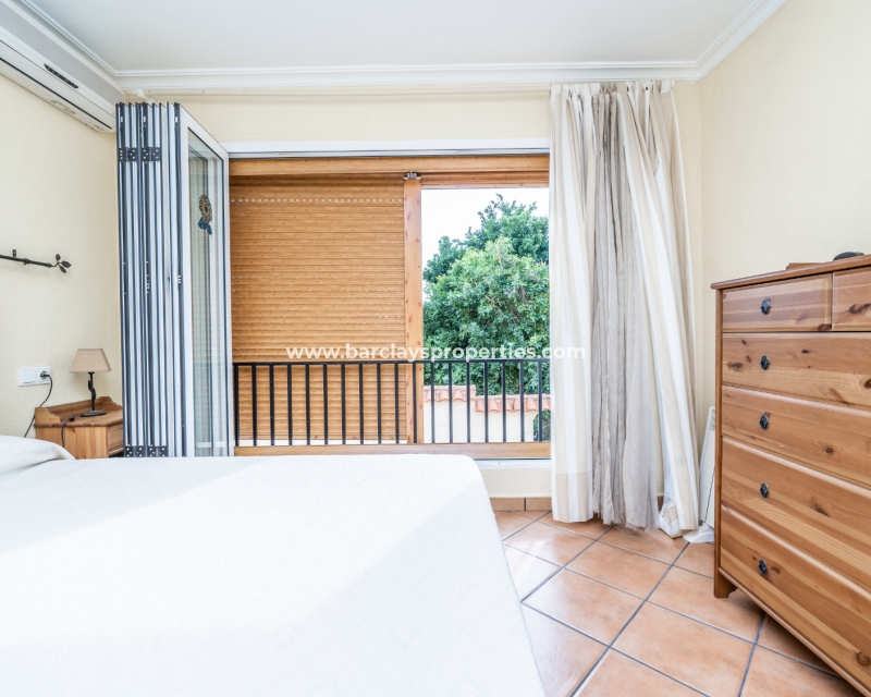 Wederverkoop - Vrijstaande Villa - Urb. La Marina