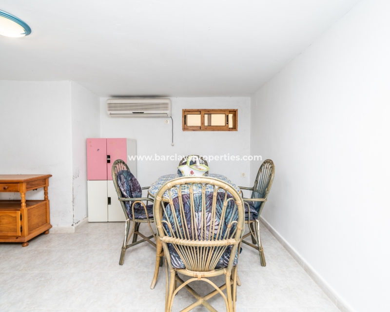 Wederverkoop - Vrijstaande Villa - Urb. La Marina