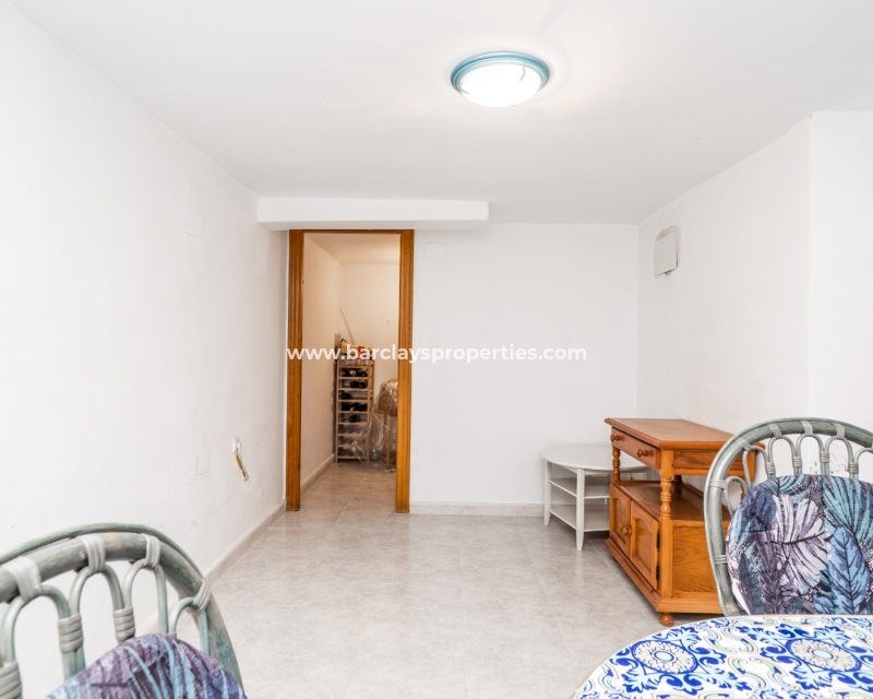 Wederverkoop - Vrijstaande Villa - Urb. La Marina