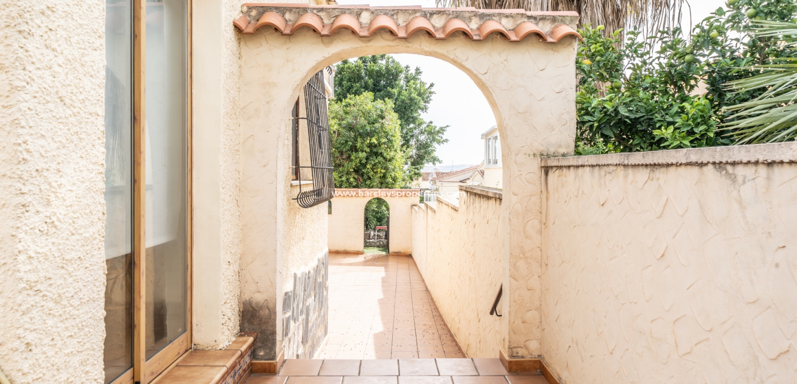 Wederverkoop - Vrijstaande Villa - Urb. La Marina