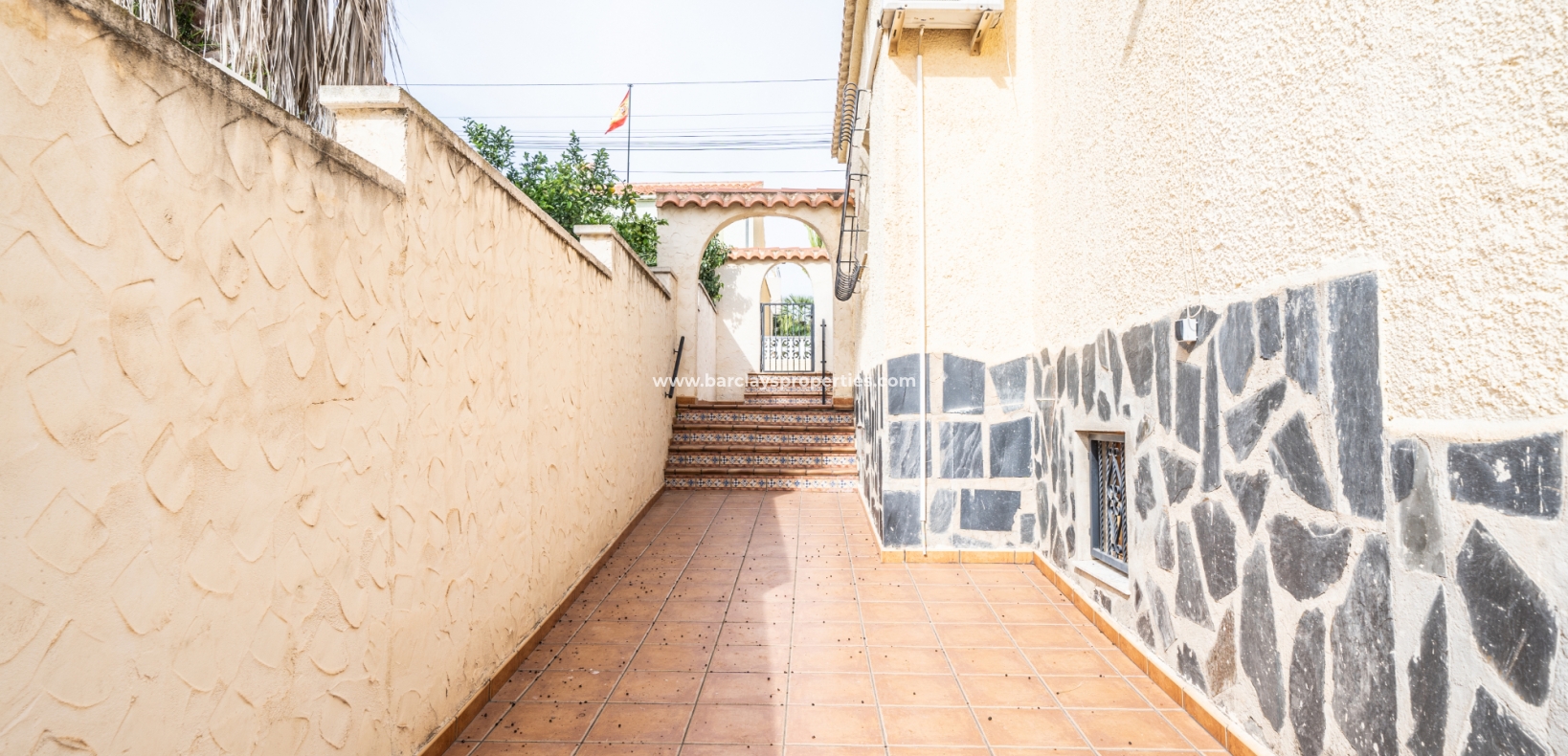 Wederverkoop - Vrijstaande Villa - Urb. La Marina