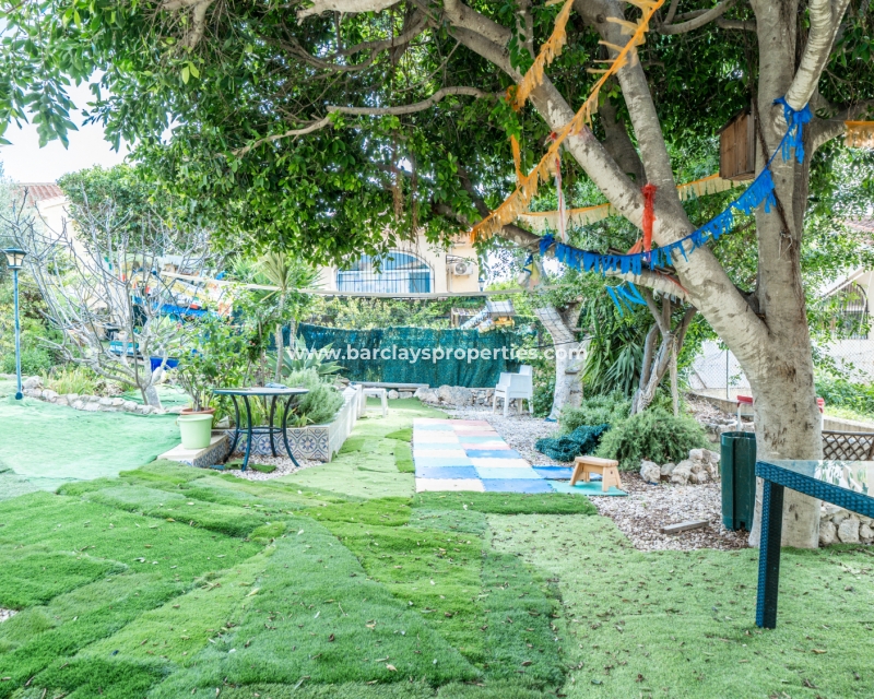 Wederverkoop - Vrijstaande Villa - Urb. La Marina